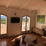 Quiet 4 Bedrooms Full Sea View Heated Pool Βίλα