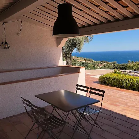Quiet 4 Bedrooms Full Sea View Heated Pool
