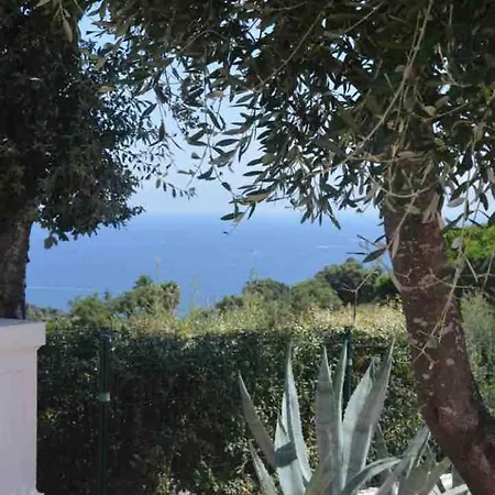 Quiet 4 Bedrooms Full Sea View Heated Pool سانت ماكسيم