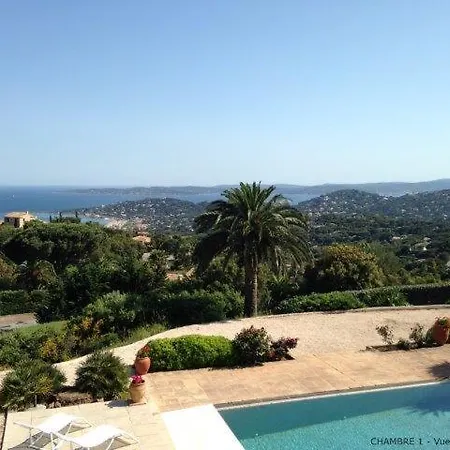 Quiet 4 Bedrooms Full Sea View Heated Pool * سانت ماكسيم