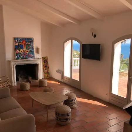 Quiet 4 Bedrooms Full Sea View Heated Pool Сент-Максим