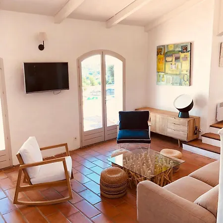 Quiet 4 Bedrooms Full Sea View Heated Pool Вилла Сент-Максим