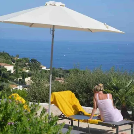 Вилла Quiet 4 Bedrooms Full Sea View Heated Pool