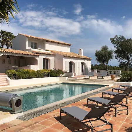 Quiet 4 Bedrooms Full Sea View Heated Pool * سانت ماكسيم